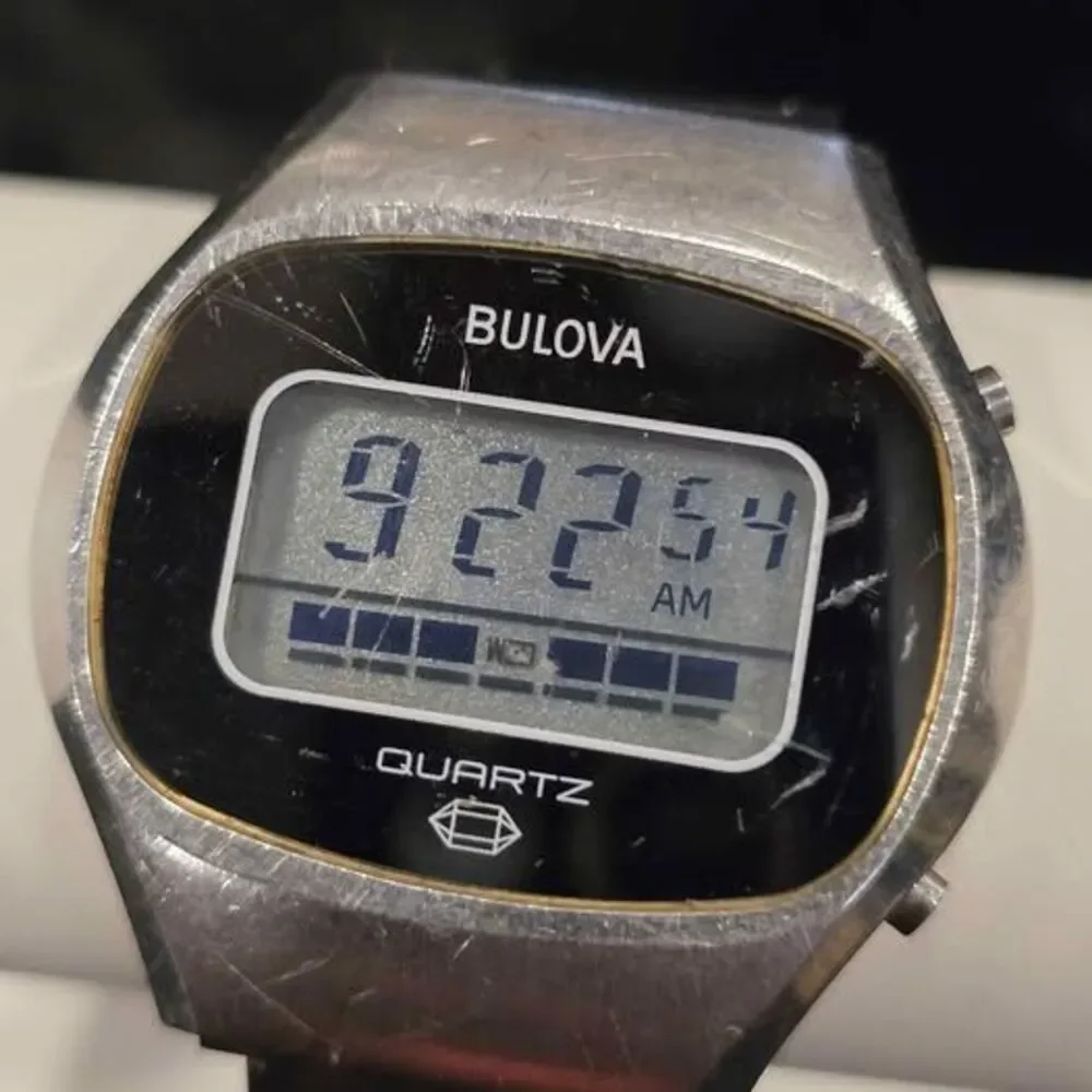 Vintage Bulova Digital Quartz Watch